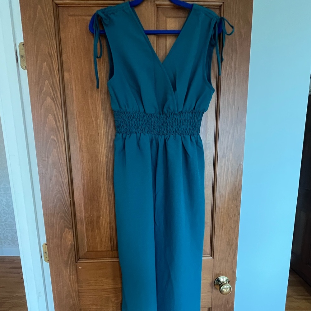 Cupshe teal/green lightweight jumpsuit. Brand new with tags. Medium